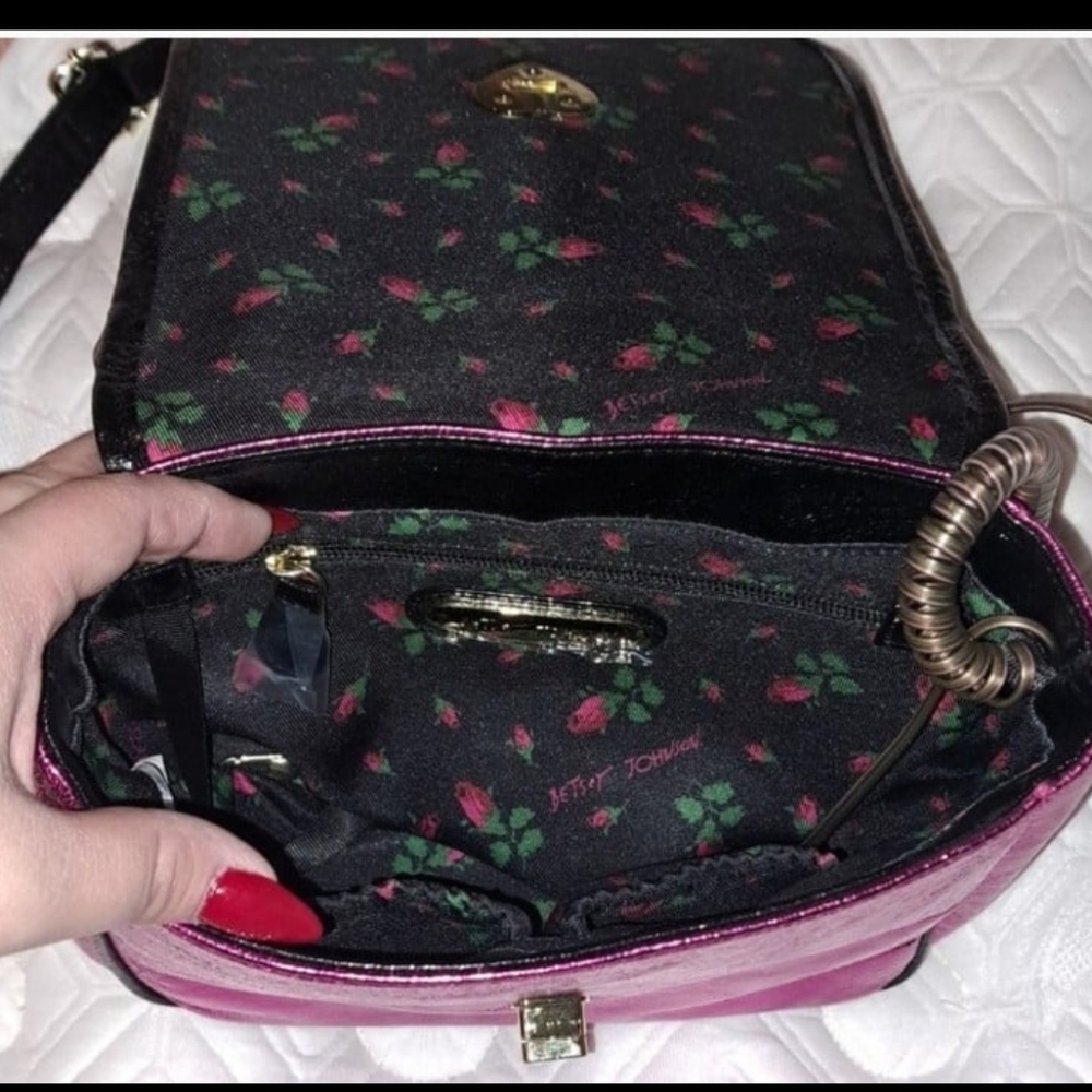 Betsey Johnson Kitsch Off The Hook Hotline Call Me Baby Phone Crossbody Bag Pink - Picture 9 of 15